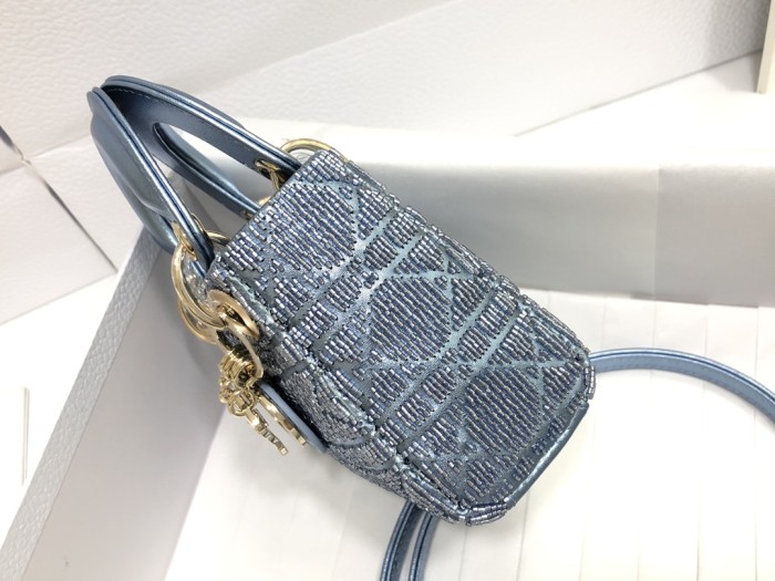 Handbag Dior S0856 size 12 x 10.2 x 5 cm
