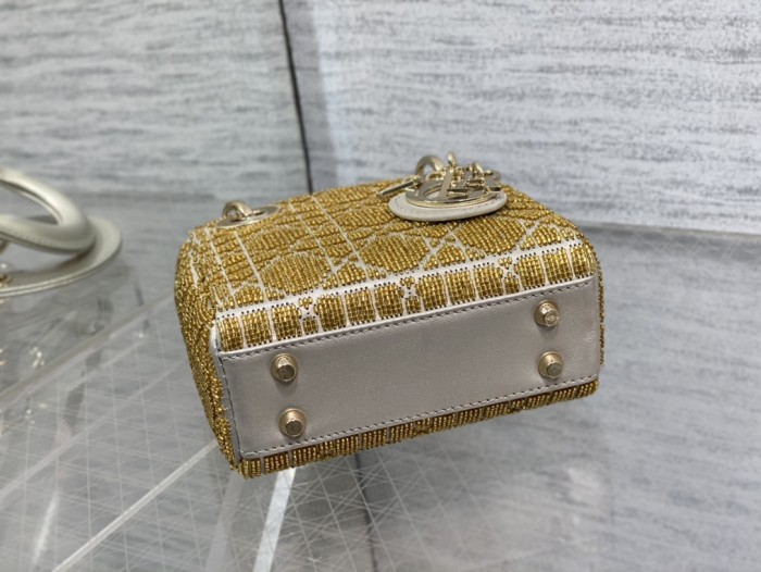 Handbag Dior size 12*10*5 cm