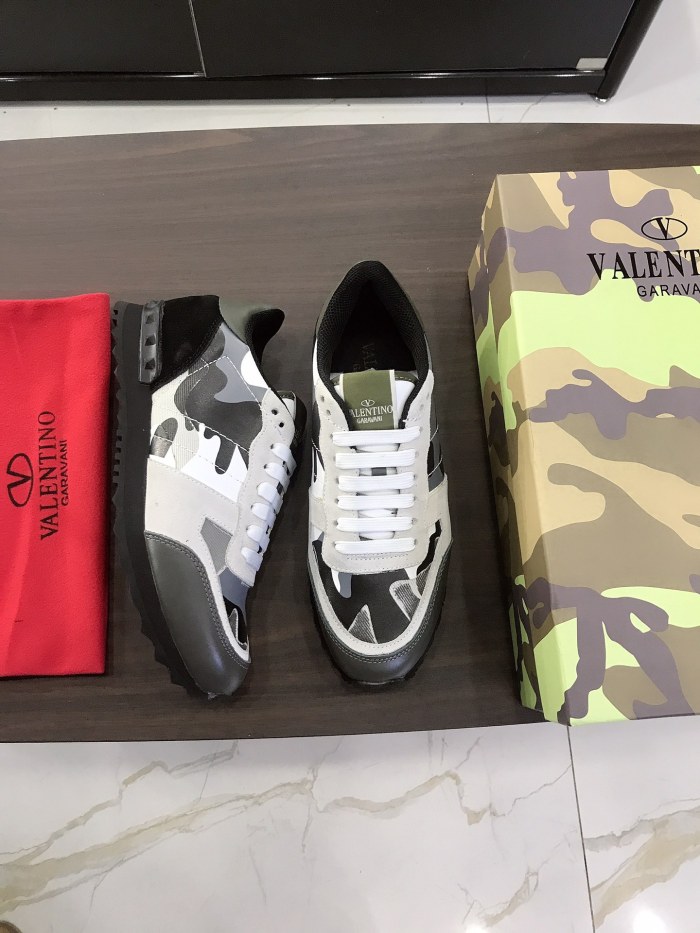 Valentino Garavani Rockrunner camouflage-print sneakers 3