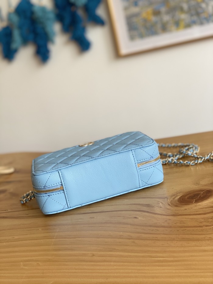 Handbag Chanel 3168 size 18.5x12.5x6 cm