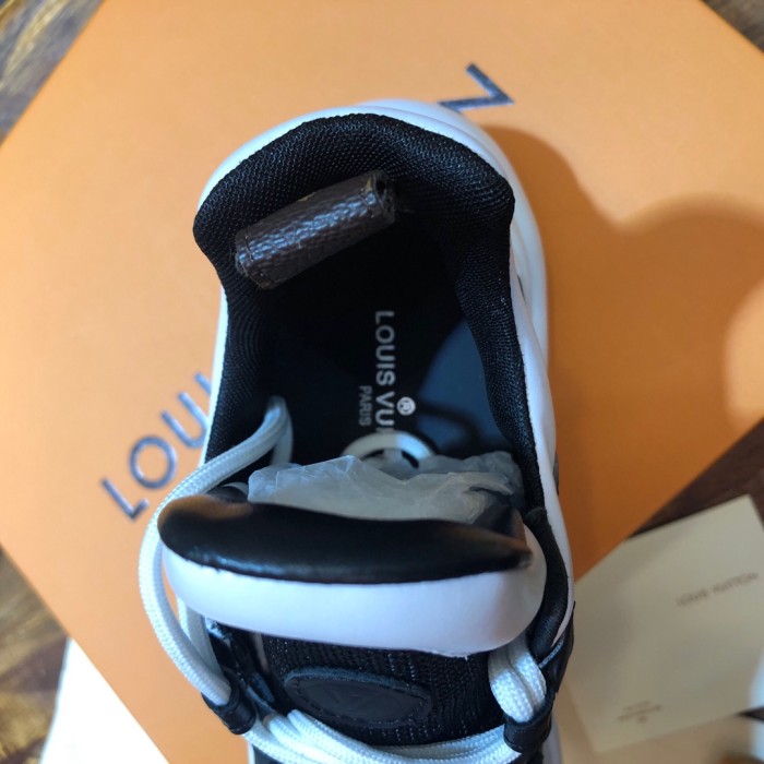 Louis Vuitton Archlight 4