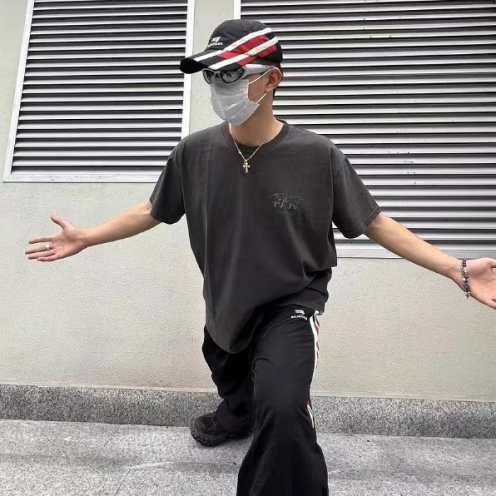 Clothes FAR ARCHIVE 2