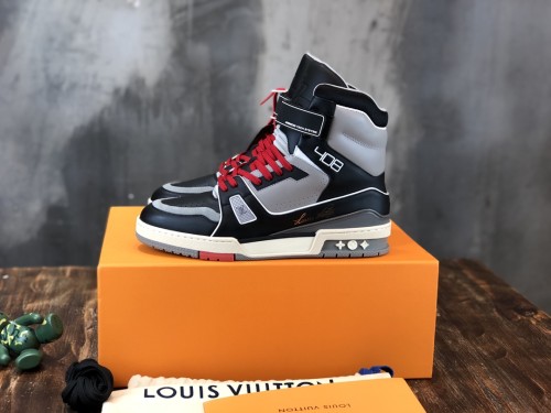 Louis Vuitton Trainer Sneakers 18