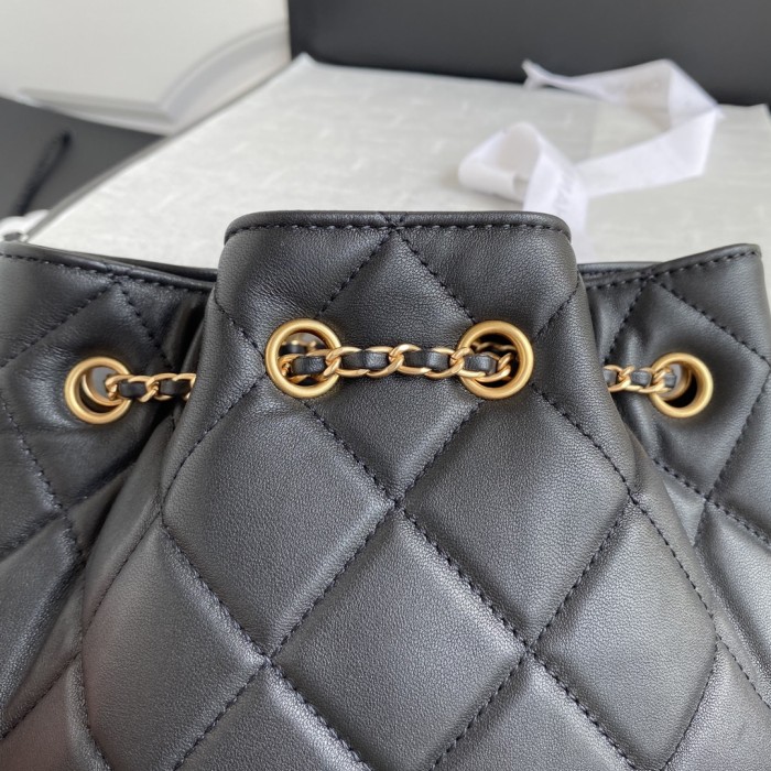 Handbag Chanel AS2252 size 19x22.5x14 cm