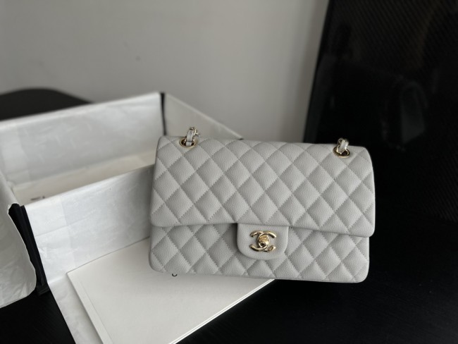 Handbag Chanel size 25 cm