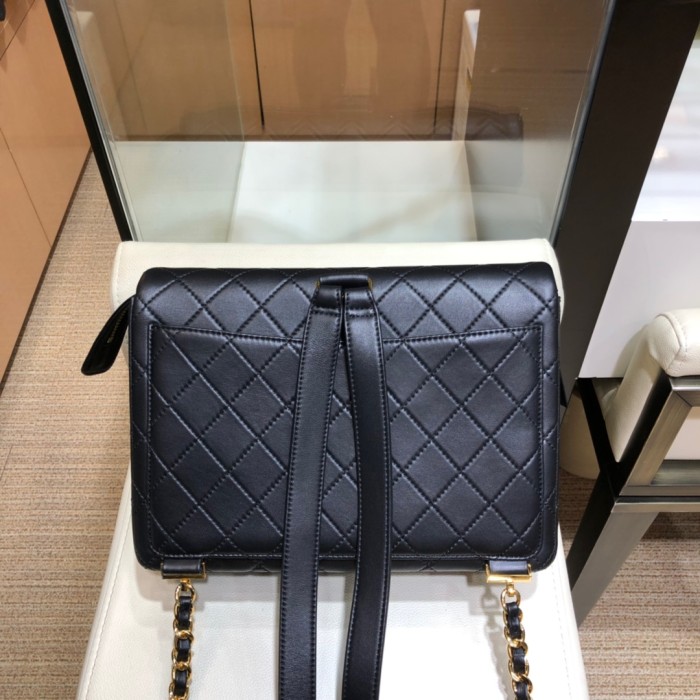 Handbag Chanel A088 size 30x8x21 cm