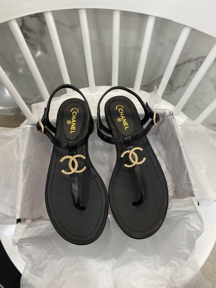Chanel Slides 28