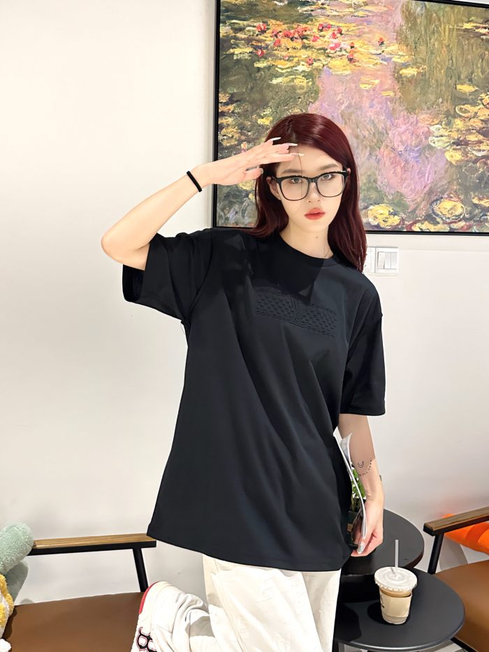 Clothes Louis Vuitton 420