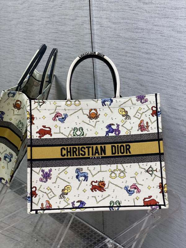 Handbag Dior size 42*18*35 cm