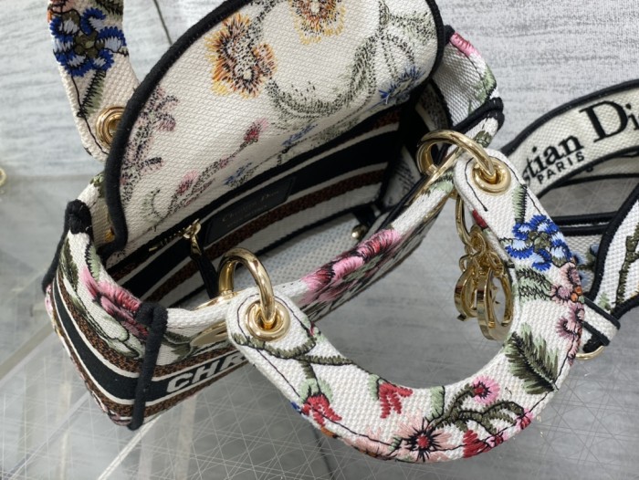 Handbag Dior size 17*7*15 cm