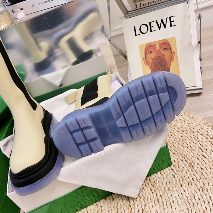 Bottega Veneta Boots 32