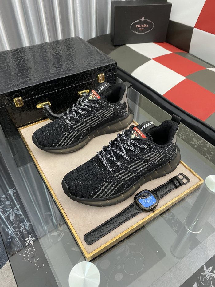 Prada Low Top sneaker 17