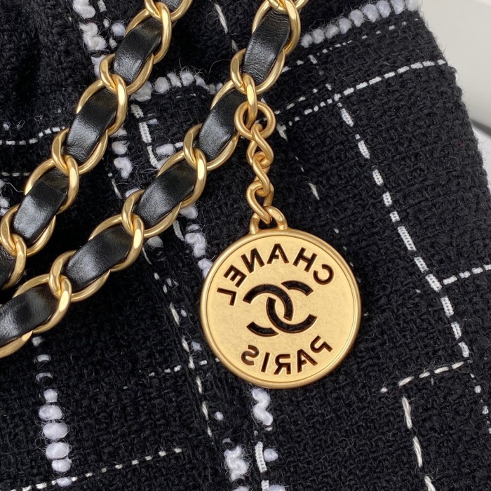 Handbag Chanel AS3261 size 39×42×8 cm