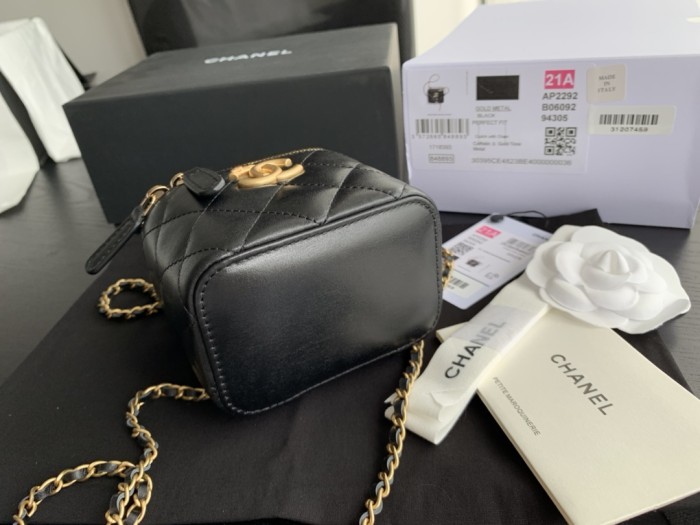 Handbag Chanel 2292 size 8.5cmx11cmx7 cm