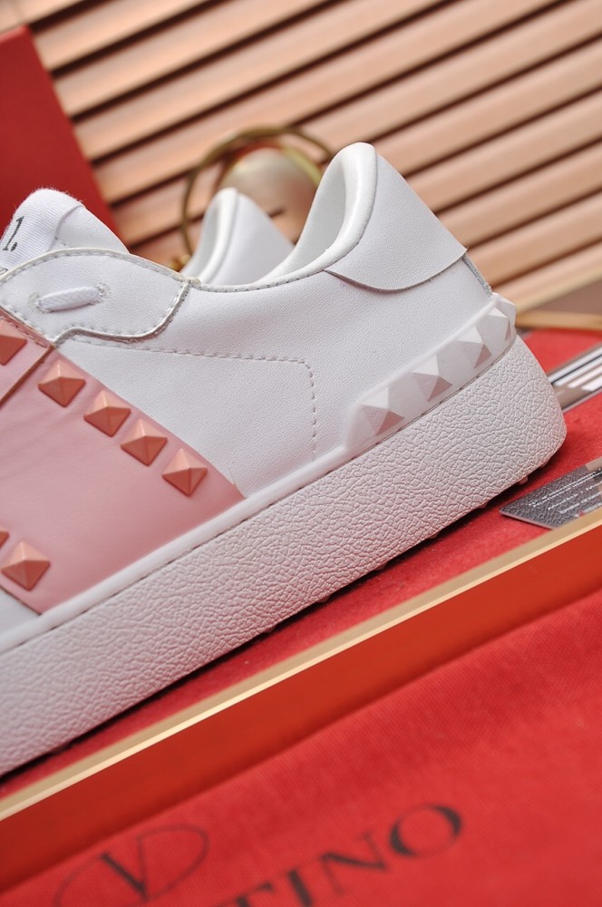 Valentino Garavani Rockstud Untitled calfskin sneaker 5