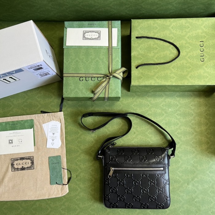 Handbag Gucci 406410 size 26*23*3 cm