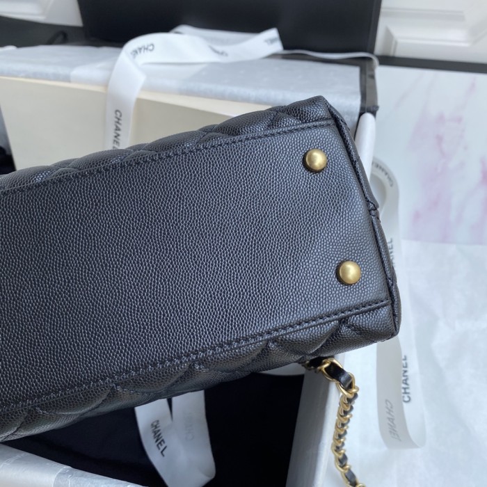 Handbag Chanel size 18-29-12 cm