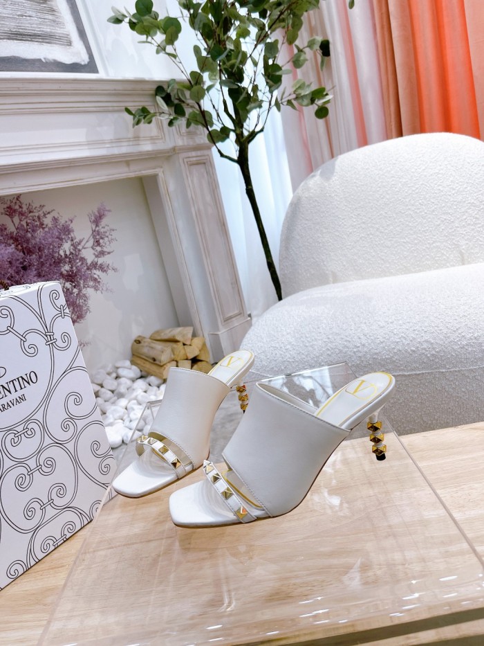 VALENTINO GARAVANI ROMAN STUD WOMEN 11