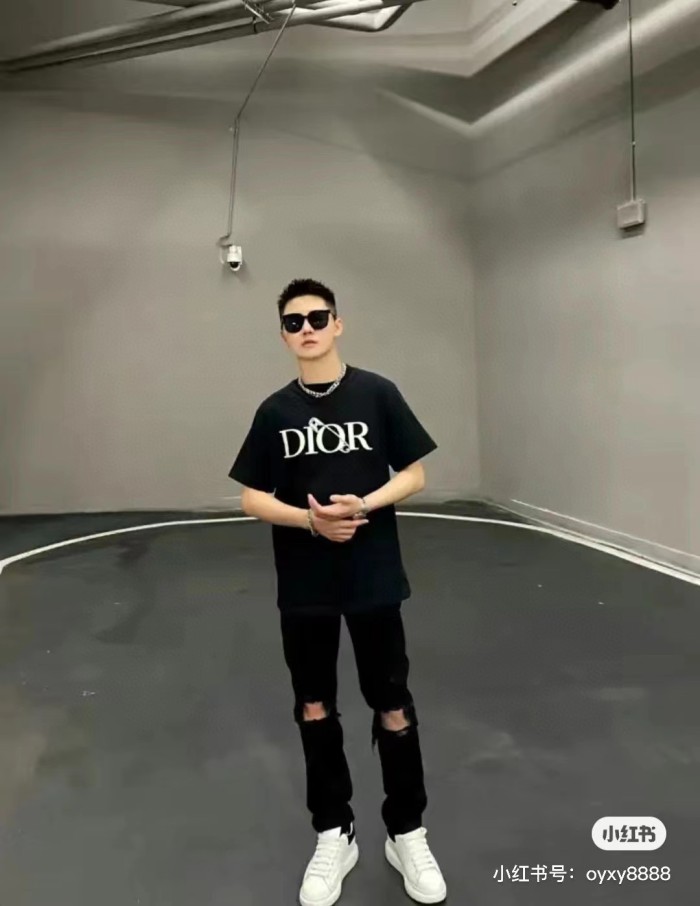 Clothes DIOR 75