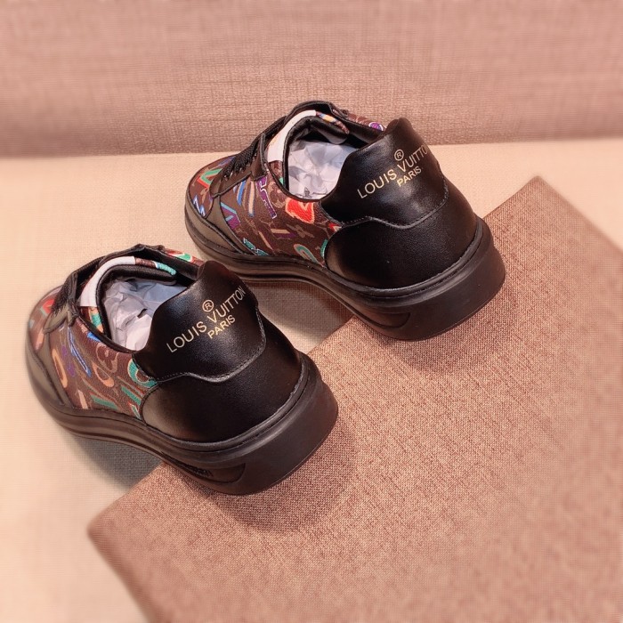 Louis Vuitton Low Top sneaker 87