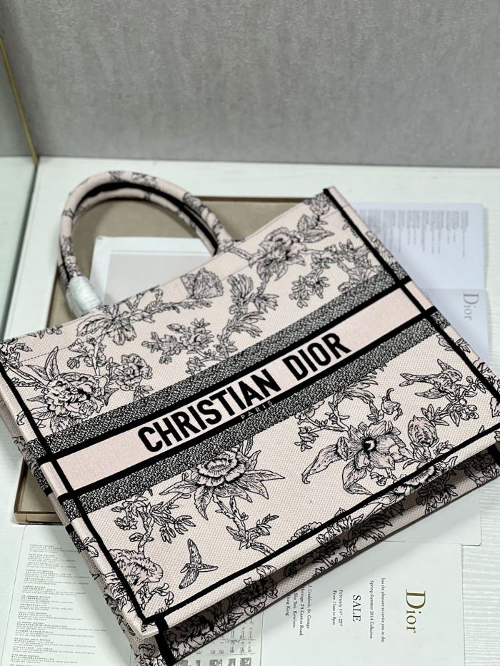 Handbag Dior 1286 size 41*32 cm