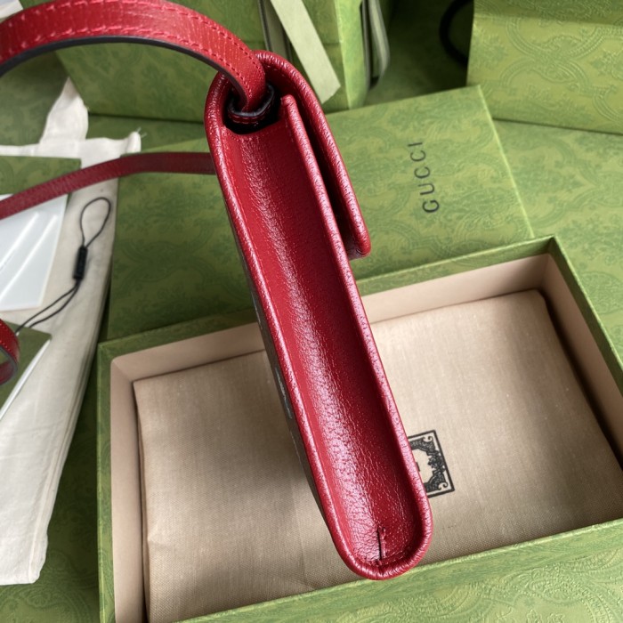 Handbag Gucci 647805 size 11.5*18*3.5 cm