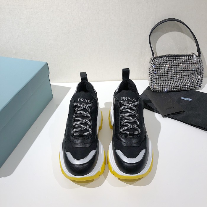 Prada Low Top sneaker 59