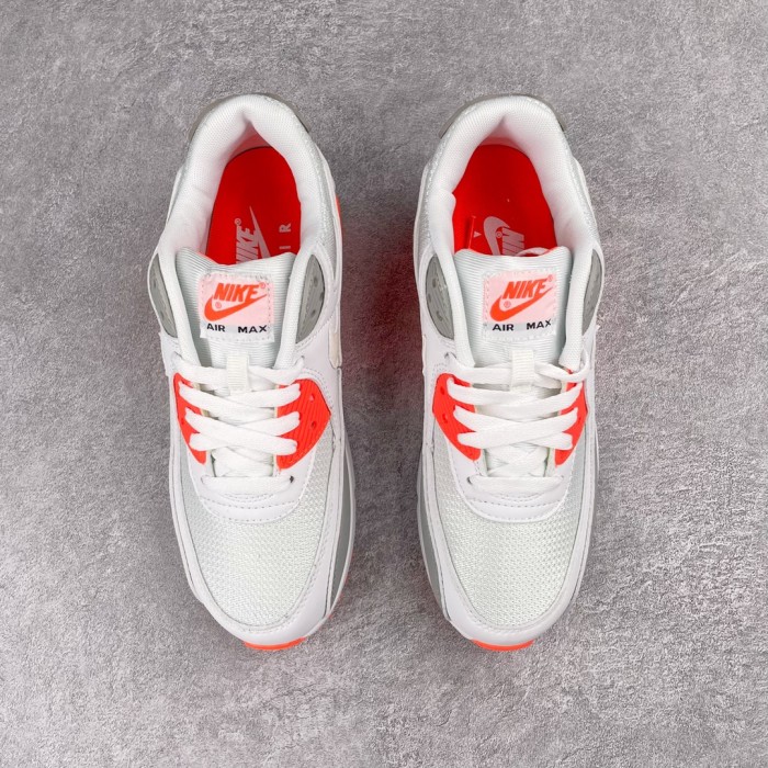 Nike Air Max 90 Sneaker 17