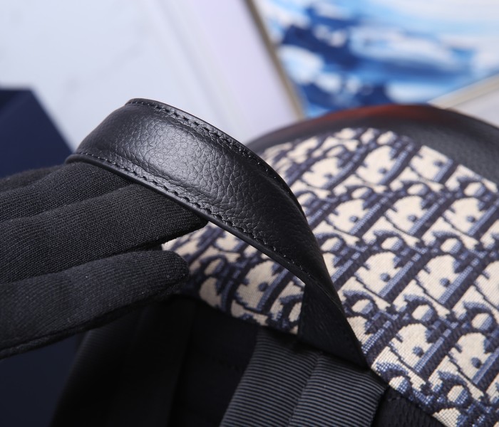 Handbag Dior 93328 size 30x15x42 cm