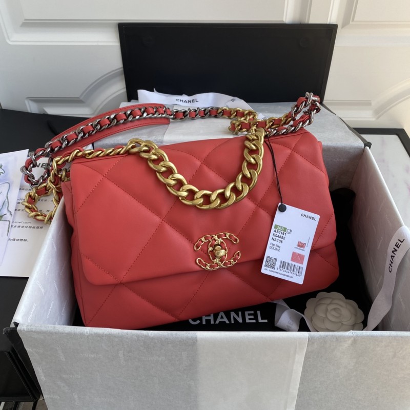 Handbag Chanel size 30 cm