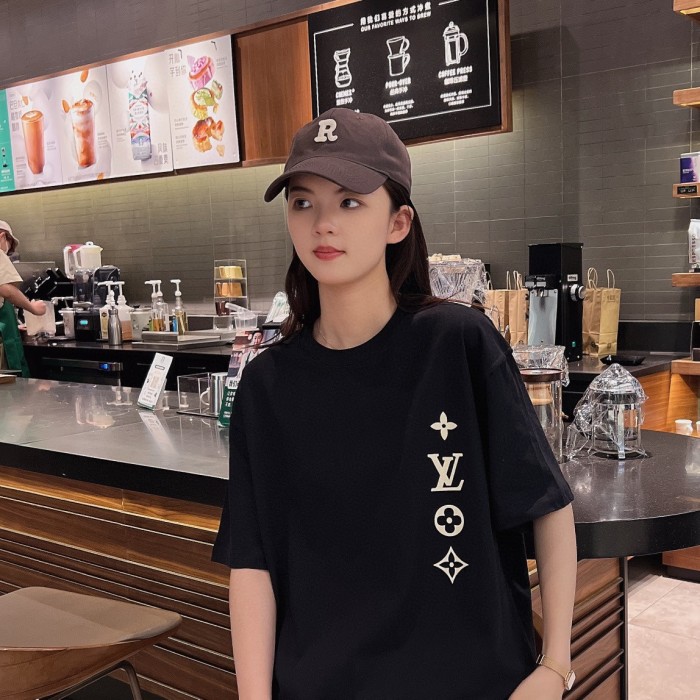 Clothes Louis Vuitton 441