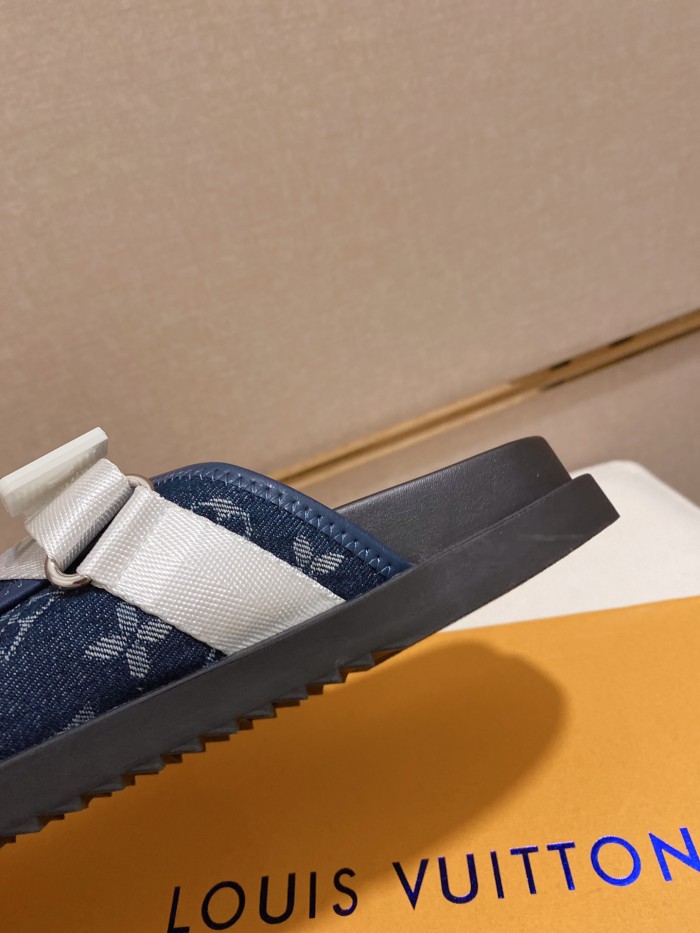 Louis Vuitton Honolulu Sneaker 14