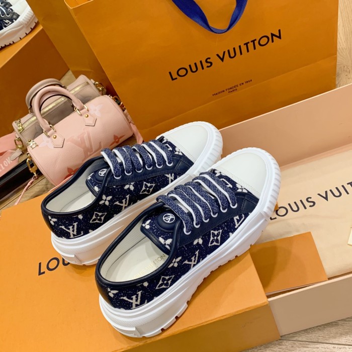 Louis Vuitton LV SQUAD TRAINER BOOTS 5