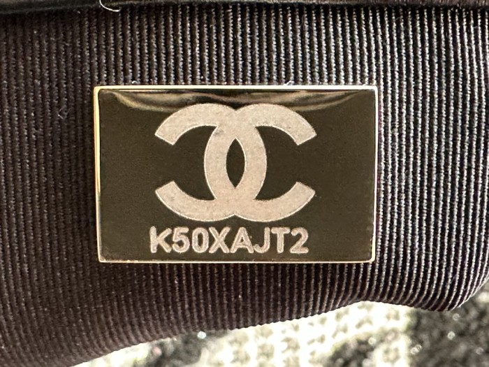 Handbag Chanel AS1161 size 26 CM