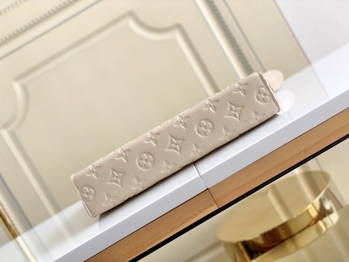 Handbag Louis Vuitton M45665 size 26X20X5 cm