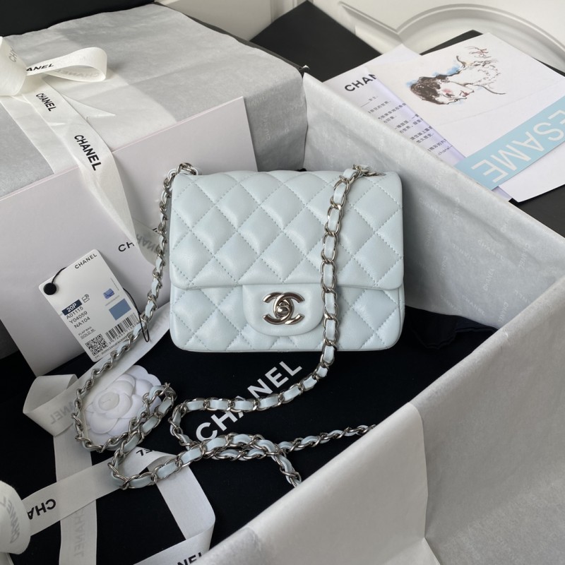 Handbag Chanel size 17 cm