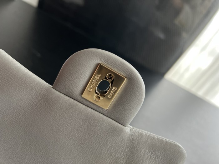 Handbag Chanel 1115 size 17 cm