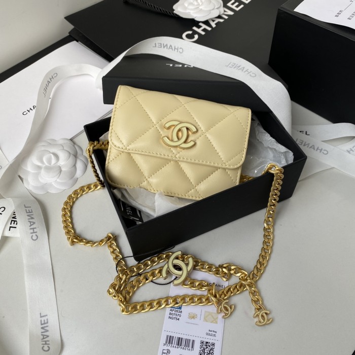 Handbag Chanel AP2638 size 12.5 cm