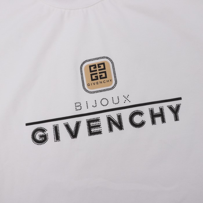 Clothes Givenchy 88