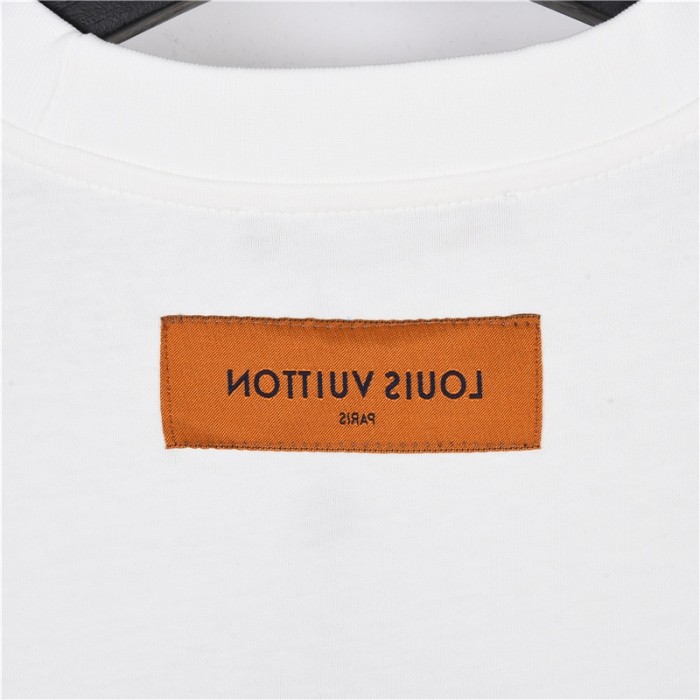 Clothes Louis Vuitton 305