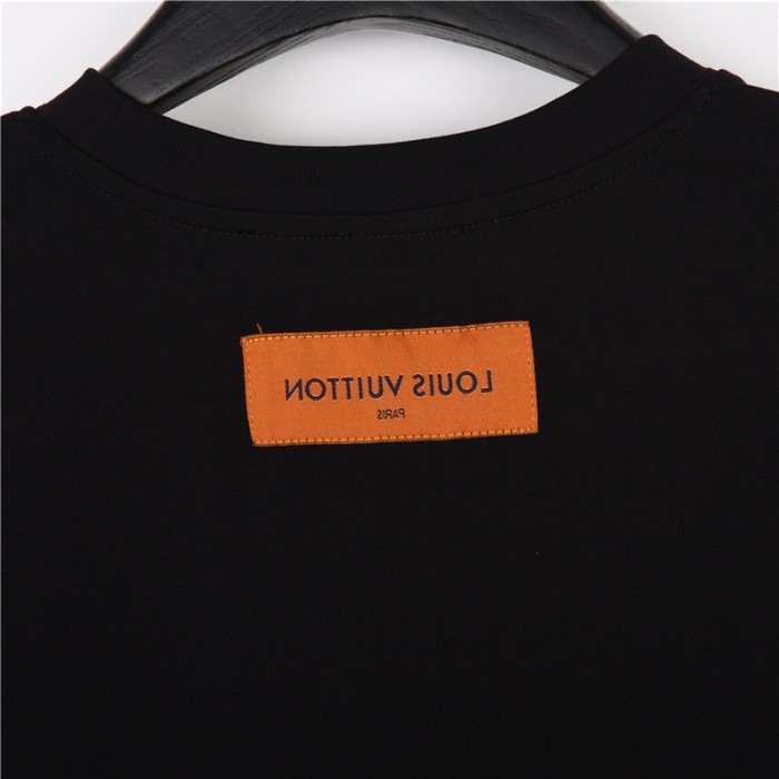 Clothes Louis Vuitton 149