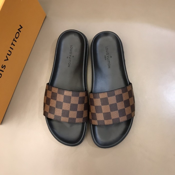 Louis Vuitton Slipper 61