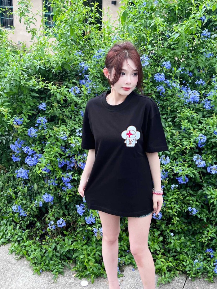 Clothes Louis Vuitton 158