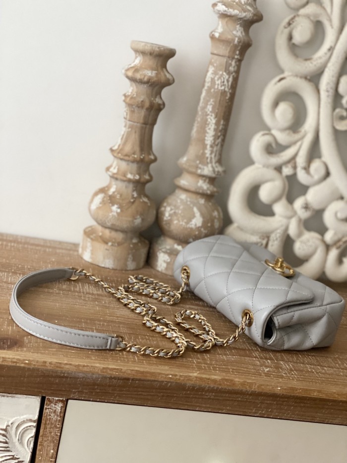 Handbag Chanel 3473 size 13*18*6 cm