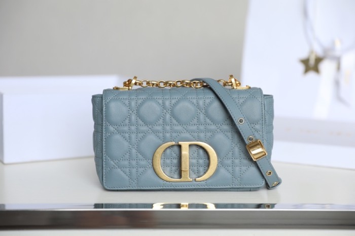Handbag Dior size 20x12x7 cm