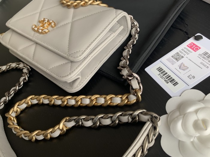 Handbag Chanel 0957 size 19 cm