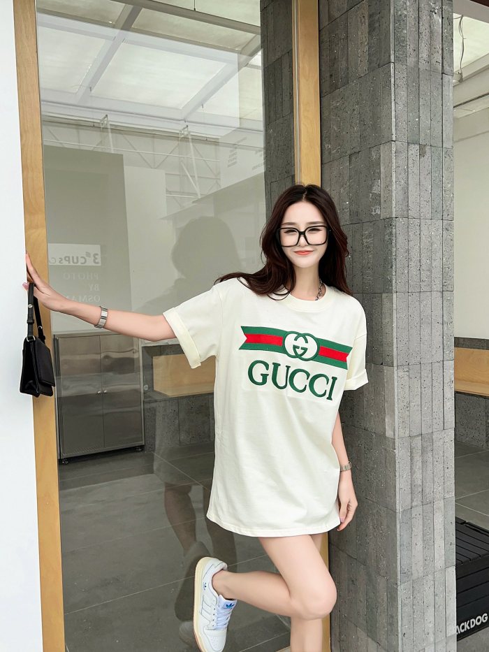 Clothes Gucci 129