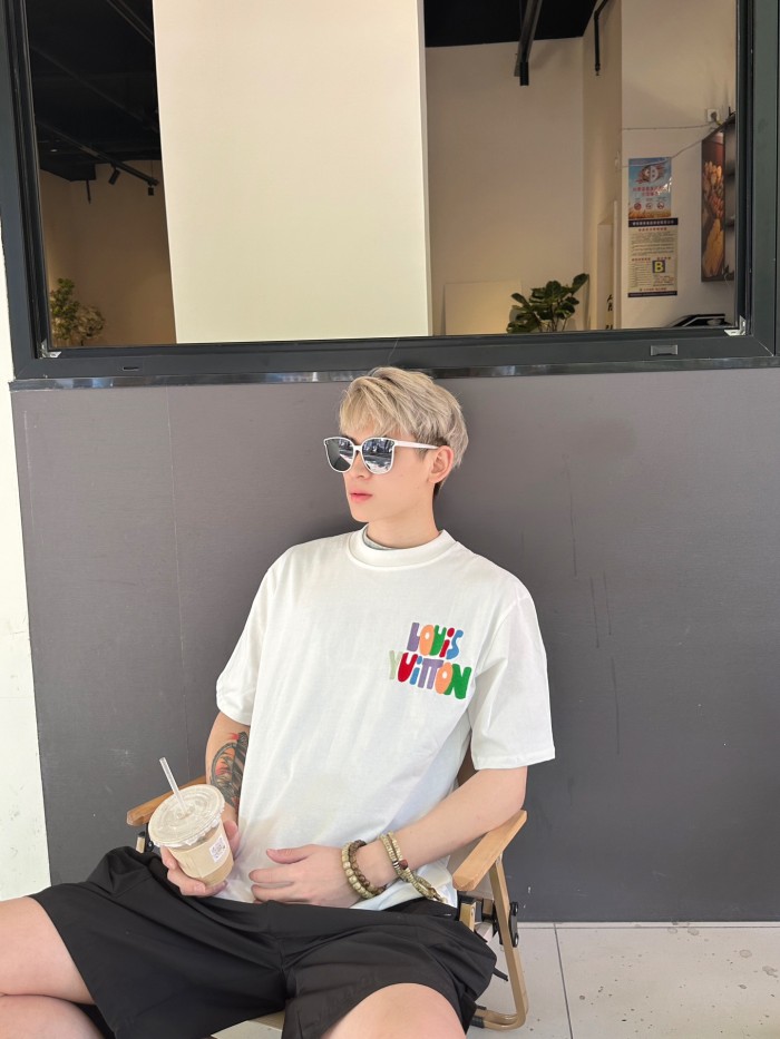 Clothes Louis Vuitton 307