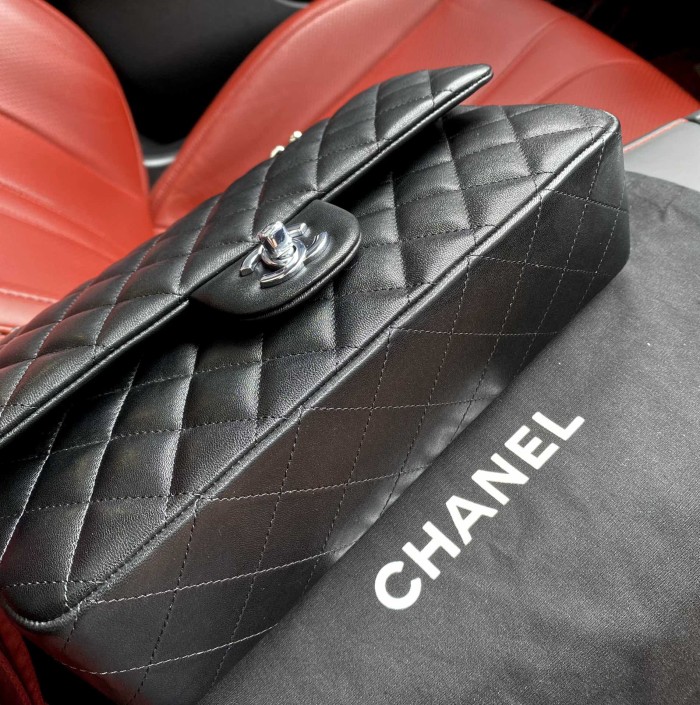 Handbag Chanel A01112 size 25.5*15.5*6.5 cm