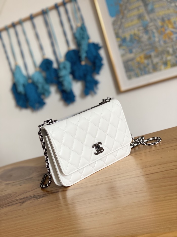 Handbag Chanel 88632 size 19 cm